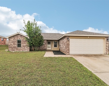 1309 Marlee Cir - Photo Thumbnail 1
