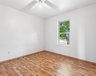 1309 Marlee Cir - Photo Thumbnail 25