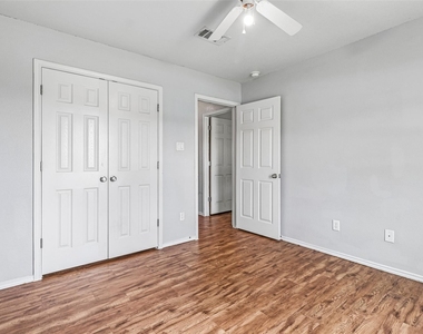 1309 Marlee Cir - Photo Thumbnail 24