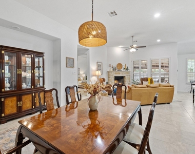 3824 Ashbury Rd - Photo Thumbnail 2