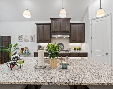 3824 Ashbury Rd - Photo Thumbnail 5