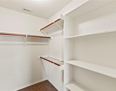 354 Camelia Pkwy - Photo Thumbnail 17