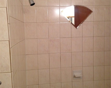 500 E Riverside Dr - Photo Thumbnail 11