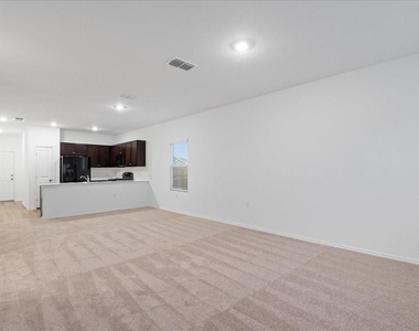 2809 Schwartz Ln - Photo Thumbnail 3