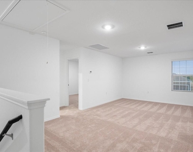 2809 Schwartz Ln - Photo Thumbnail 6
