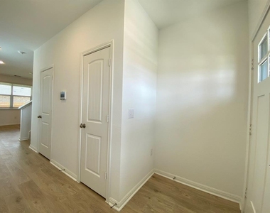 225 Saide St - Photo Thumbnail 19