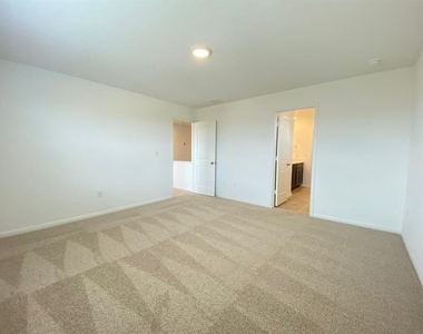 225 Saide St - Photo Thumbnail 13