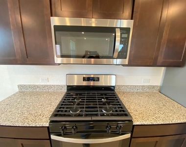 225 Saide St - Photo Thumbnail 6