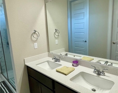 148 Riverhill Dr - Photo Thumbnail 17