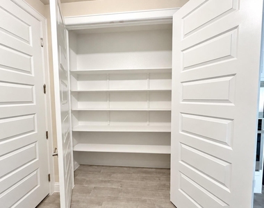 148 Riverhill Dr - Photo Thumbnail 24