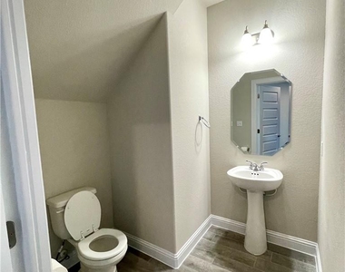 148 Riverhill Dr - Photo Thumbnail 26