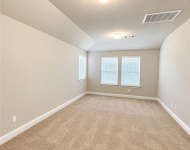 148 Riverhill Dr - Photo Thumbnail 18