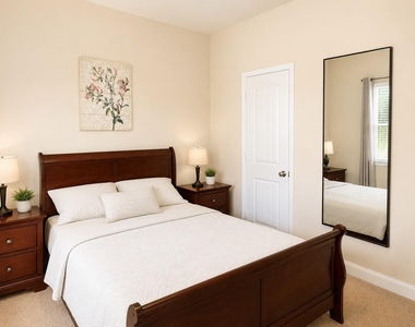 2413 Bowen St - Photo Thumbnail 14