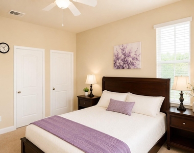 2413 Bowen St - Photo Thumbnail 13