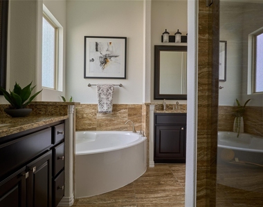 105 Beneteau Dr - Photo Thumbnail 7