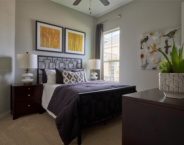 105 Beneteau Dr - Photo Thumbnail 11