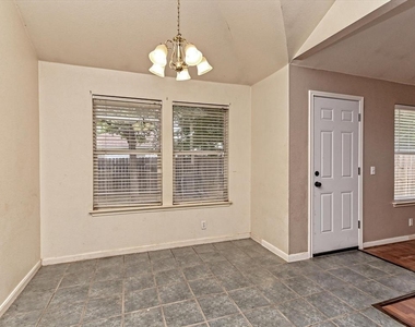 14700 Menifee St - Photo Thumbnail 4