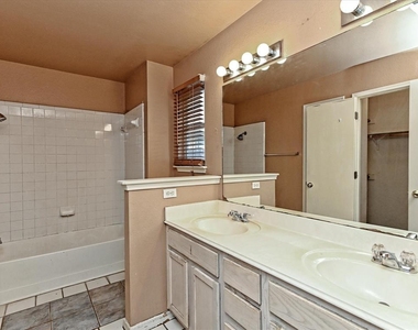 14700 Menifee St - Photo Thumbnail 16