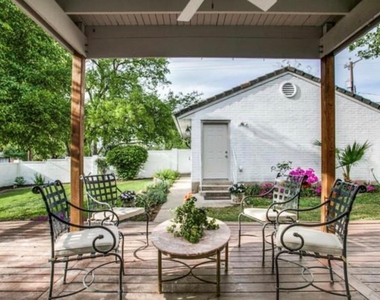 101 Rosemary Ave - Photo Thumbnail 20