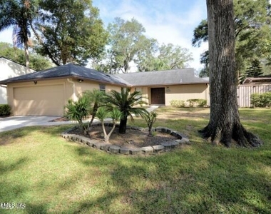 4765 Marsh Hammock Drive W - Photo Thumbnail 4