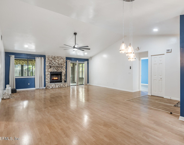 4765 Marsh Hammock Drive W - Photo Thumbnail 9