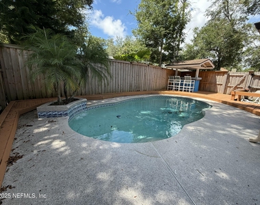 4765 Marsh Hammock Drive W - Photo Thumbnail 1