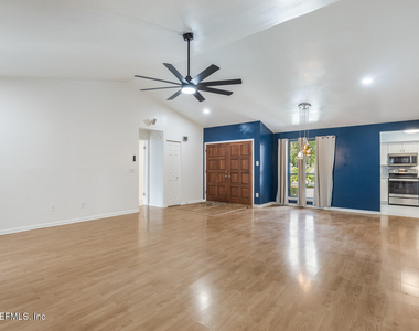 4765 Marsh Hammock Drive W - Photo Thumbnail 6