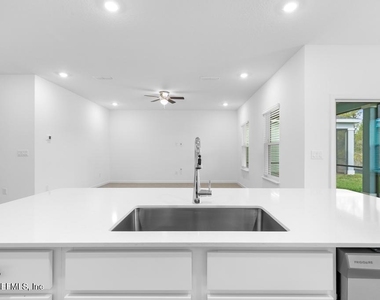 28 Disston Cove - Photo Thumbnail 14