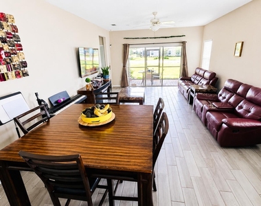 3938 Bloomfield Court - Photo Thumbnail 10