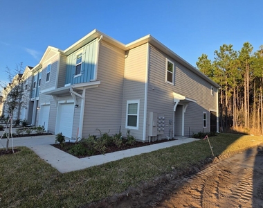 146 Hubbard Bend - Photo Thumbnail 1