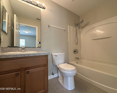 1036 N Black Cherry Drive - Photo Thumbnail 15
