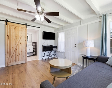2749 Hendricks Avenue - Photo Thumbnail 15