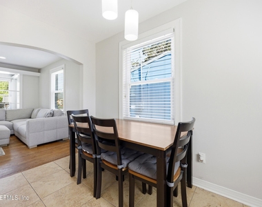 2749 Hendricks Avenue - Photo Thumbnail 8