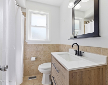 2749 Hendricks Avenue - Photo Thumbnail 6