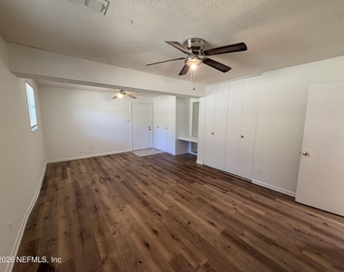 6631 N Bo Peep Drive - Photo Thumbnail 6