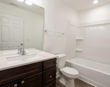 1756 S Lane Avenue - Photo Thumbnail 10