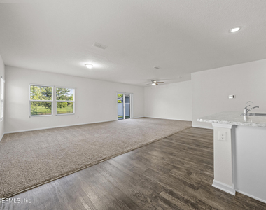 8279 Meadow Walk Lane - Photo Thumbnail 6