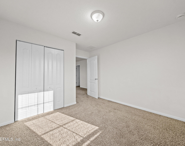 8279 Meadow Walk Lane - Photo Thumbnail 16