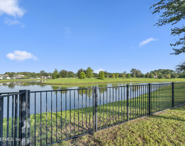8279 Meadow Walk Lane - Photo Thumbnail 31