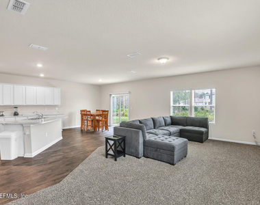 339 Albacete Road - Photo Thumbnail 7