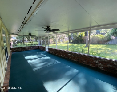 1301 Kings Road - Photo Thumbnail 13