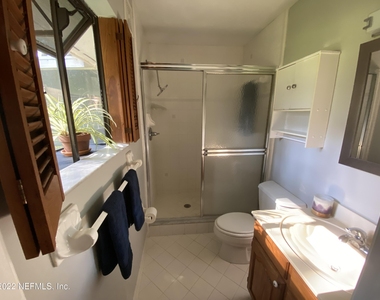 1301 Kings Road - Photo Thumbnail 9