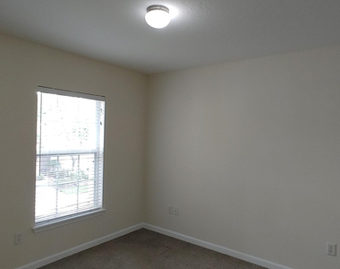 4847 Parkhurst Place - Photo Thumbnail 13
