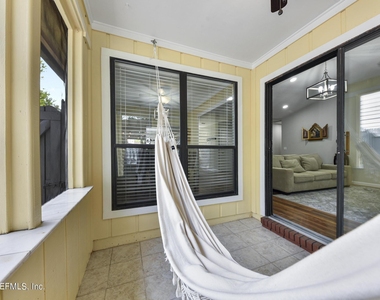 9126 Trevi Circle W - Photo Thumbnail 23