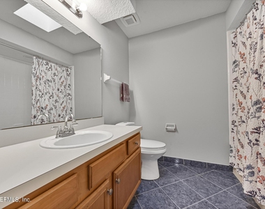 9126 Trevi Circle W - Photo Thumbnail 20