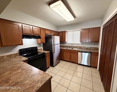 4403 Windergate Drive - Photo Thumbnail 9