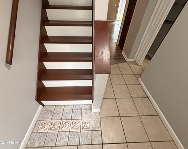 4403 Windergate Drive - Photo Thumbnail 6
