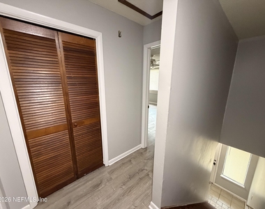 4403 Windergate Drive - Photo Thumbnail 1