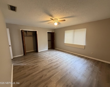 4403 Windergate Drive - Photo Thumbnail 2