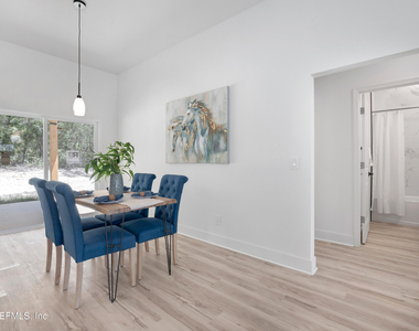 7467 Donald Street - Photo Thumbnail 7